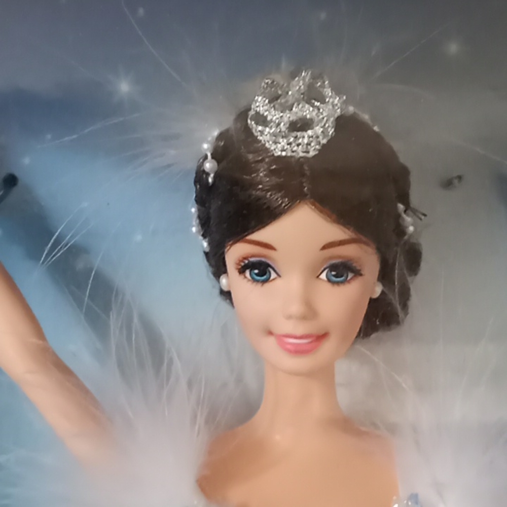 Barbie - Picture 4 of 4